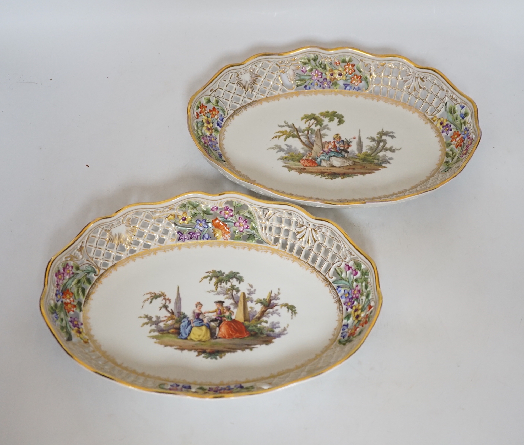 A pair of Meissen oval reticulated dishes, 28cm diameter